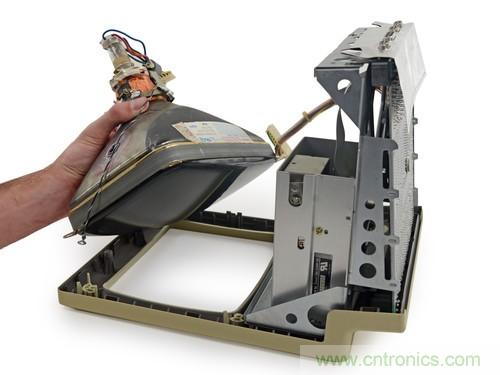 拆！古董級Macintosh 128K電腦