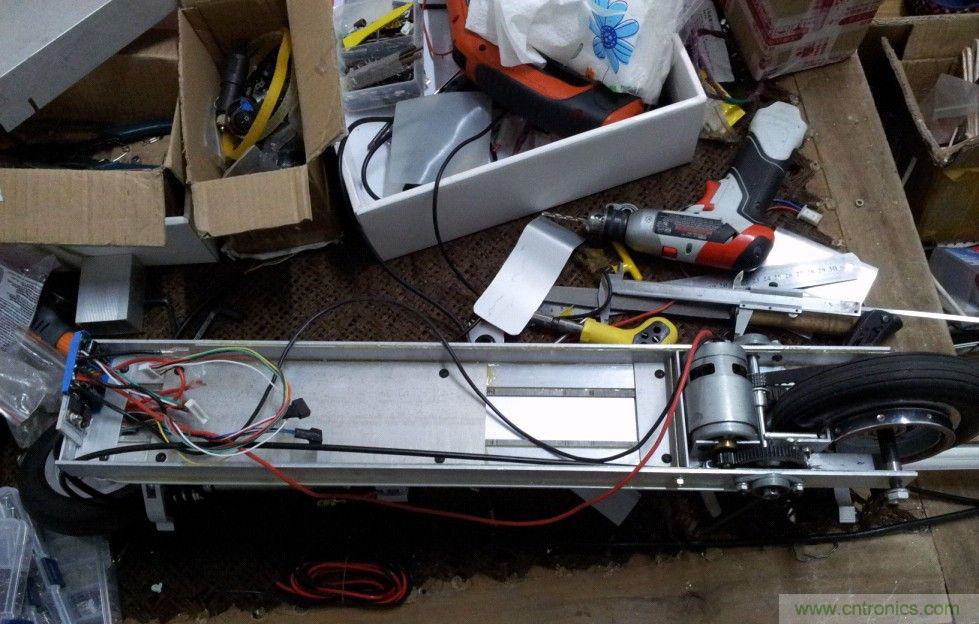 能工巧匠!DIY屬于你的電動(dòng)滑板車!