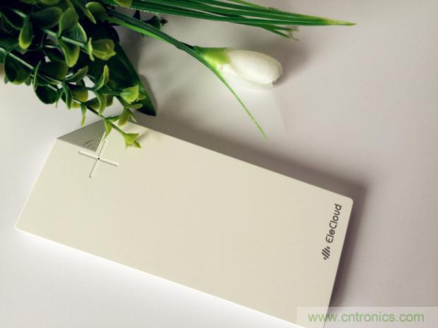長虹流云智能電源，集“充電”+“存儲”于一身
