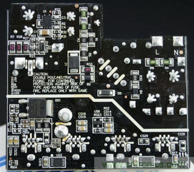 69元小米4口USB充電器詳細(xì)拆解,看完你也能DIY一個(gè)