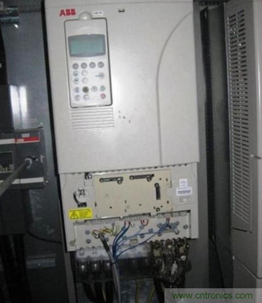 變頻器的輸出頻率調高，那么輸出電壓將如何提高？